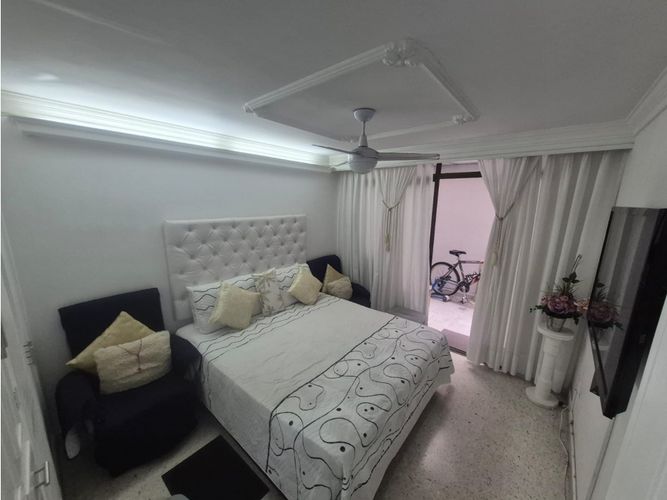 Apartamento de 3 alcobas en venta en Ciudad Capri, Cali, 131 m² · foto 16 de 24