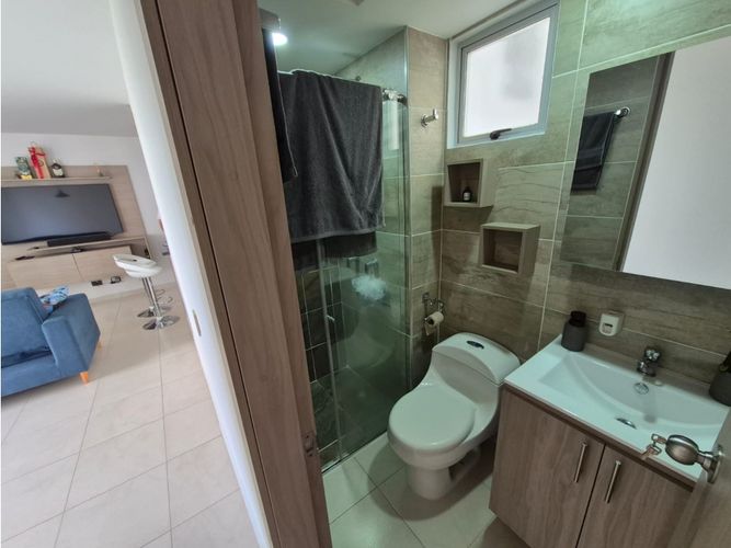 Apartamento de 3 alcobas en venta en Cr. Los Naranjos, Jamundí, 62 m² · foto 9 de 19