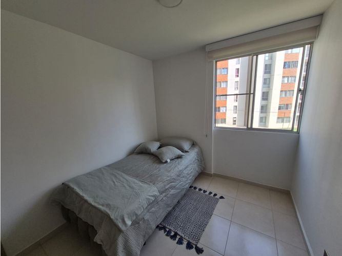 Apartamento de 3 alcobas en venta en Cr. Los Naranjos, Jamundí, 62 m² · foto 13 de 19