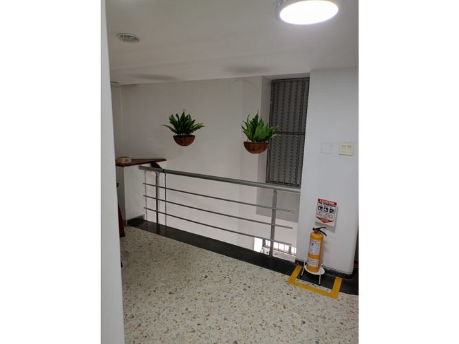 Edificio en venta en Bolivariano, Cali, 510 m² · foto 15 de 24