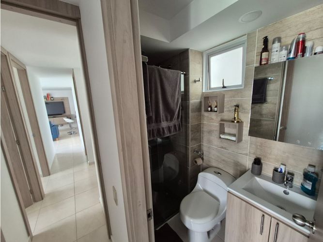 Apartamento de 3 alcobas en venta en Cr. Los Naranjos, Jamundí, 62 m² · foto 17 de 19