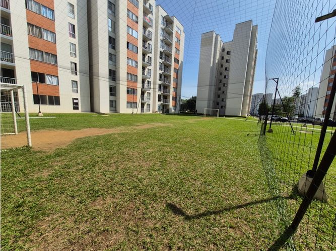 Apartamento de 3 alcobas en venta en Cr. Los Naranjos, Jamundí, 62 m² · foto 19 de 19