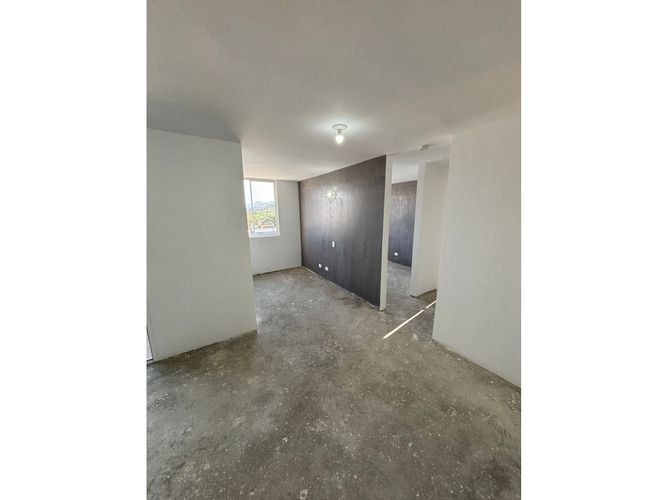 Apartamento de 2 alcobas en venta en Zona Industrial, Yumbo, 63 m² · foto 4 de 13
