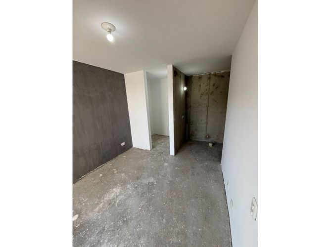 Apartamento de 2 alcobas en venta en Zona Industrial, Yumbo, 63 m² · foto 10 de 13