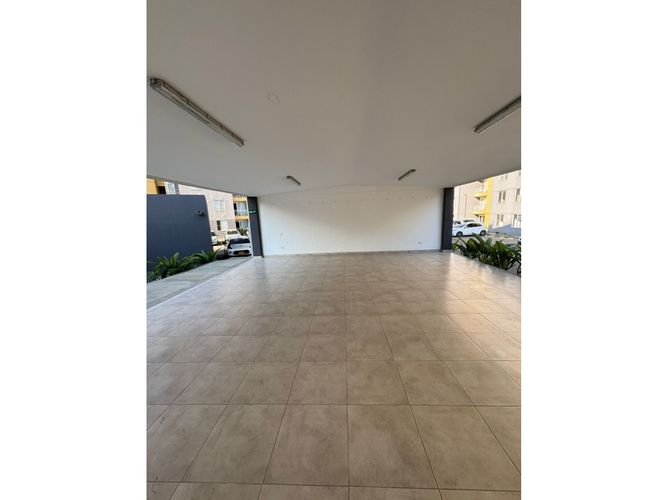 Apartamento de 2 alcobas en venta en Zona Industrial, Yumbo, 63 m² · foto 11 de 13