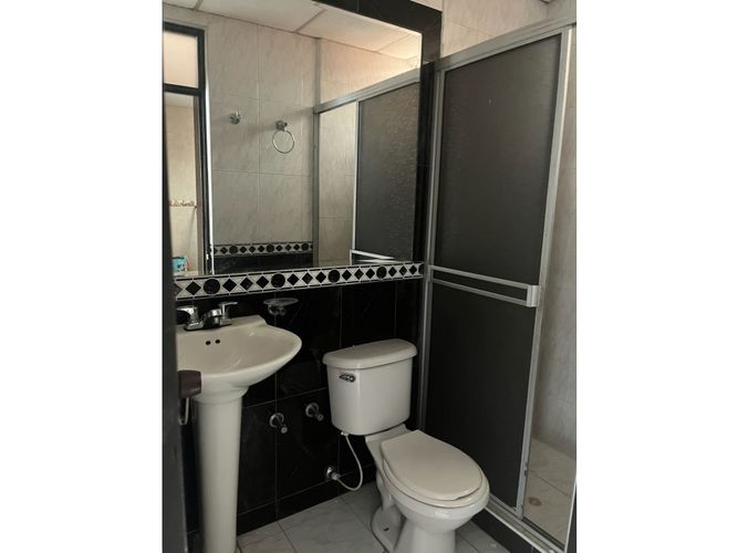 Apartamento de 3 alcobas en venta en Torres De Confandi, Cali, 70 m² · foto 9 de 16