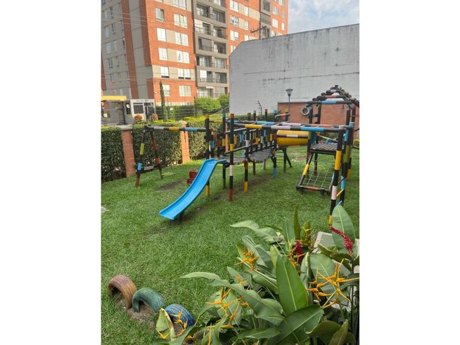 Apartamento de 3 alcobas en venta en Torres De Confandi, Cali, 70 m² · foto 14 de 16
