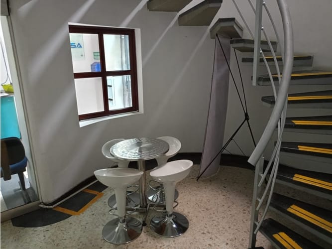 Edificio en arriendo en Bolivariano, Cali, 510 m² · foto 4 de 24