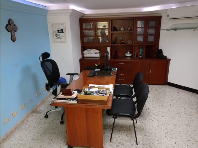 Edificio en arriendo en Bolivariano, Cali, 510 m² · foto 18 de 24