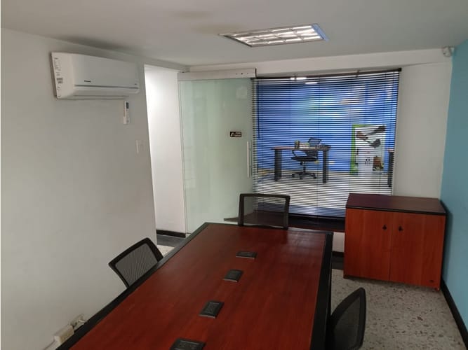 Edificio en arriendo en Bolivariano, Cali, 510 m² · foto 23 de 24