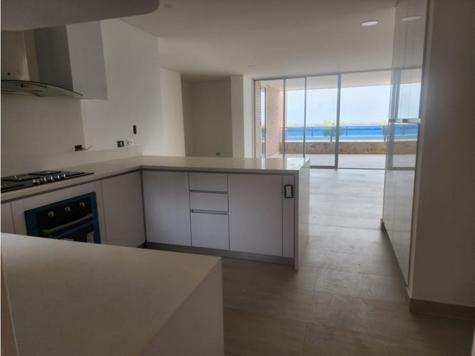 Apartamento de 3 alcobas en venta en Cristales, Cali, 190 m² · foto 8 de 24