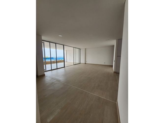 Apartamento de 3 alcobas en venta en Cristales, Cali, 190 m² · foto 9 de 24