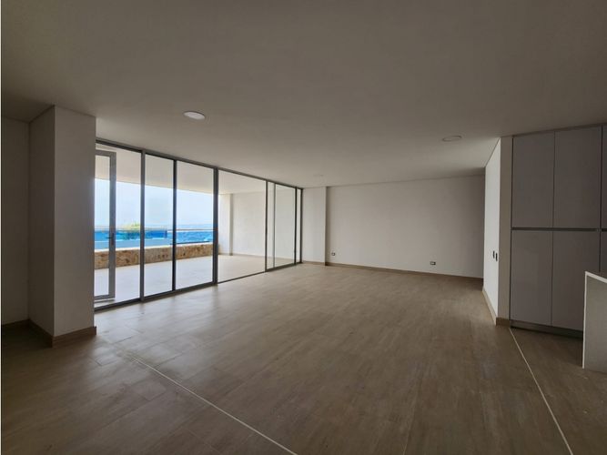 Apartamento de 3 alcobas en venta en Cristales, Cali, 190 m² · foto 11 de 24
