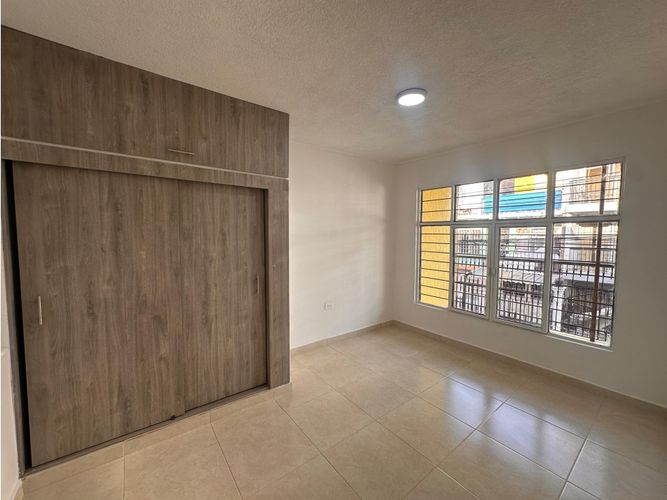 Apartamento de 4 alcobas en venta en Alfonso Lopez Ii Etapa, Cali, 120 m² · foto 4 de 11