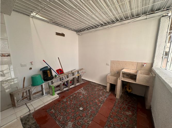 Apartamento de 4 alcobas en venta en Alfonso Lopez Ii Etapa, Cali, 120 m² · foto 9 de 11