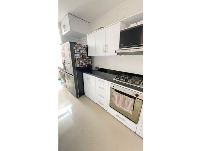 Casa de 3 alcobas en venta en Champagnat, Jamundí, 92 m² · foto 2 de 24