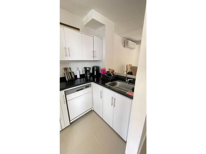 Casa de 3 alcobas en venta en Champagnat, Jamundí, 92 m² · foto 3 de 24