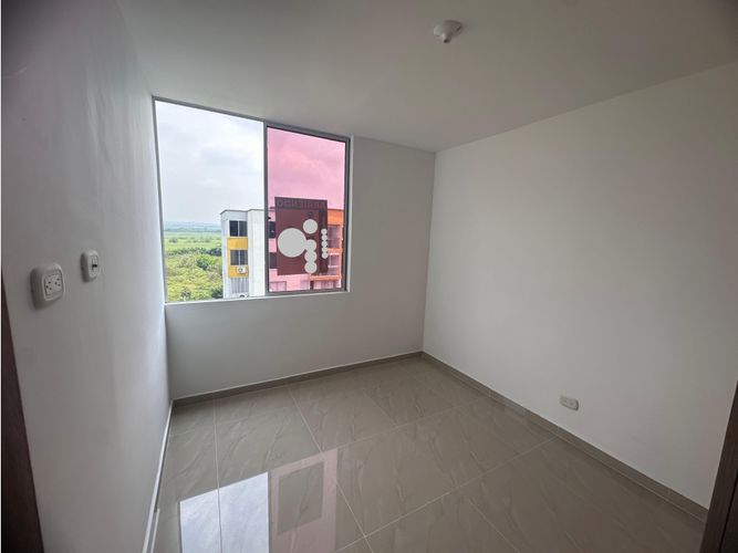 Apartamento de 2 alcobas en venta en Cr. La Arboleda, Jamundí, 61 m² · foto 11 de 24