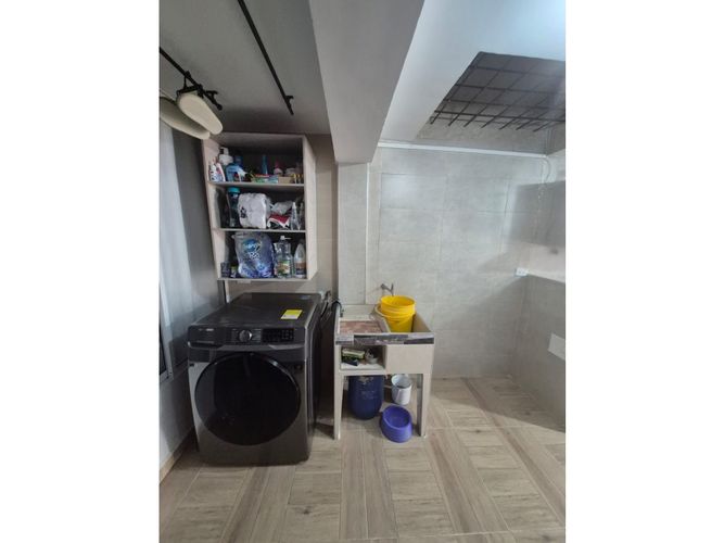 Casa de 9 alcobas en venta en Ciudad Cordoba, Cali, 225 m² · foto 5 de 24