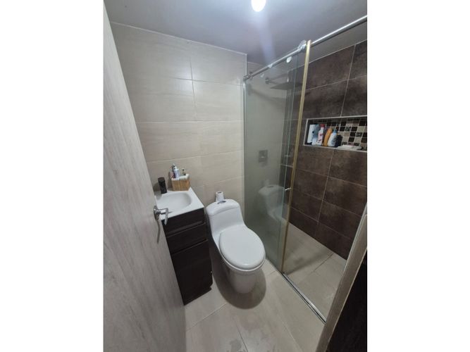 Casa de 9 alcobas en venta en Ciudad Cordoba, Cali, 225 m² · foto 7 de 24