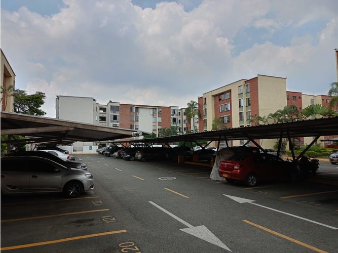 Apartamento de 3 alcobas en venta en Alamos, Cali, 75 m² · foto 3 de 24