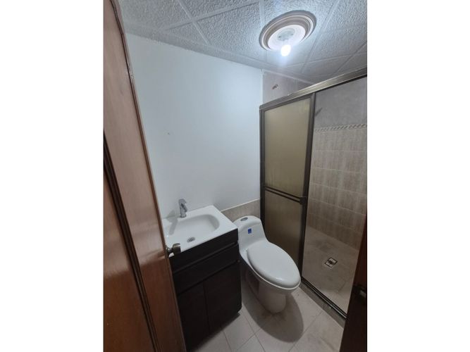 Casa de 9 alcobas en venta en Ciudad Cordoba, Cali, 225 m² · foto 16 de 24