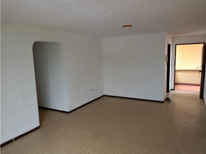 Apartamento de 3 alcobas en venta en Alamos, Cali, 75 m² · foto 8 de 24