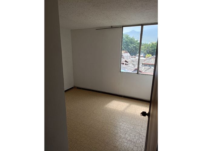 Apartamento de 3 alcobas en venta en Alamos, Cali, 75 m² · foto 11 de 24
