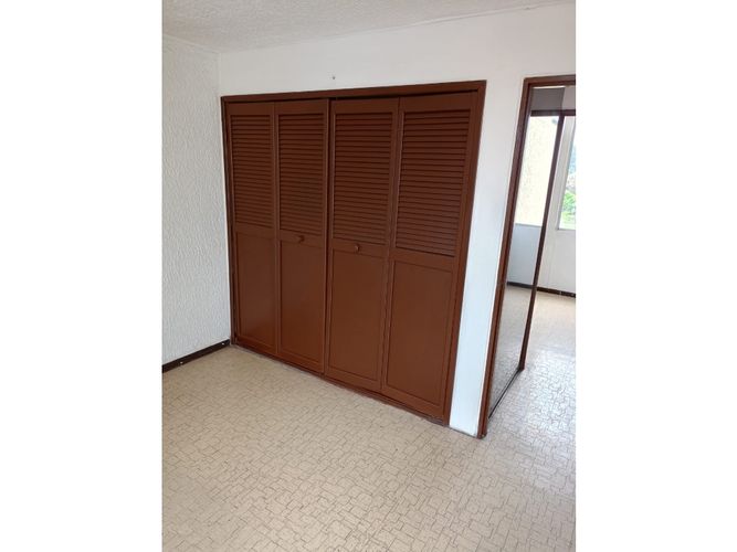 Apartamento de 3 alcobas en venta en Alamos, Cali, 75 m² · foto 16 de 24