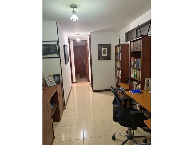 Apartamento de 3 alcobas en venta en La Flora, Cali, 124 m² · foto 9 de 24