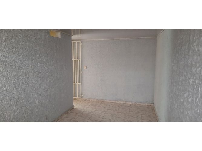 Casa de 4 alcobas en venta en Villa Del Prado, Cali, 212 m² · foto 3 de 13