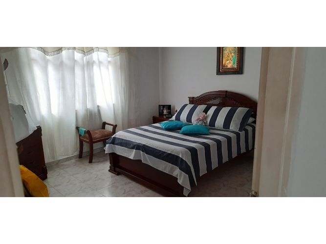 Casa de 4 alcobas en venta en Villa Del Prado, Cali, 212 m² · foto 6 de 13