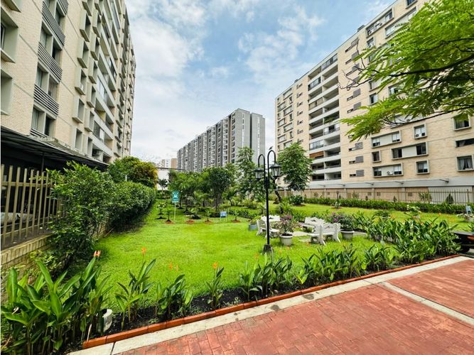 Apartamento de 3 alcobas en venta en La Flora, Cali, 124 m² · foto 24 de 24