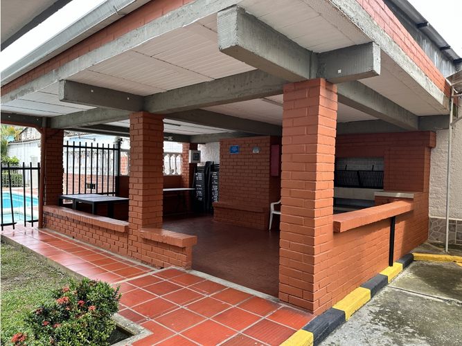 Apartamento en venta en Ciudad Melendez, Cali · foto 2 de 15