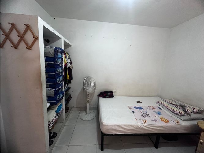 Casa de 8 alcobas en venta en Departamental, Cali, 199 m² · foto 6 de 24