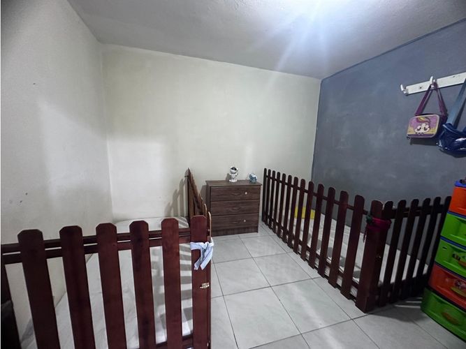 Casa de 8 alcobas en venta en Departamental, Cali, 199 m² · foto 8 de 24