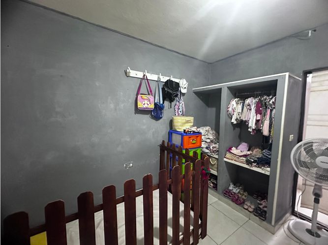 Casa de 8 alcobas en venta en Departamental, Cali, 199 m² · foto 9 de 24