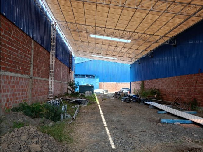 Bodega en venta en Caucaseco, Palmira, 550 m² · foto 2 de 8