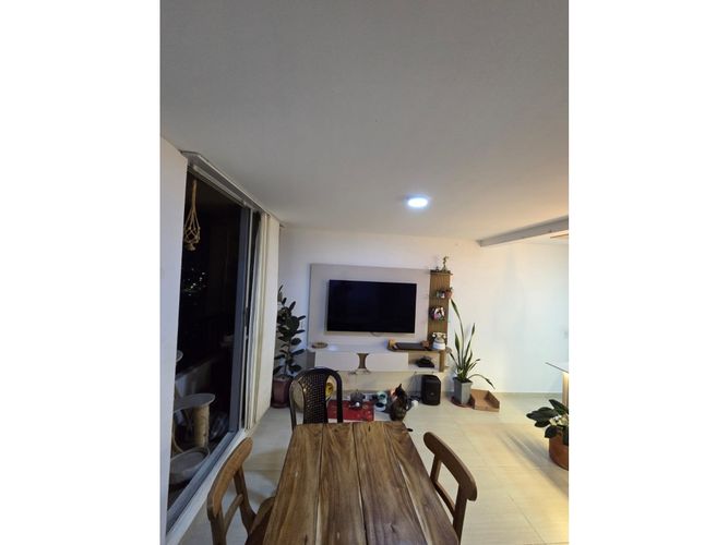 Apartamento de 2 alcobas en venta en Evaristo Garcia, Cali, 55 m² · foto 9 de 21
