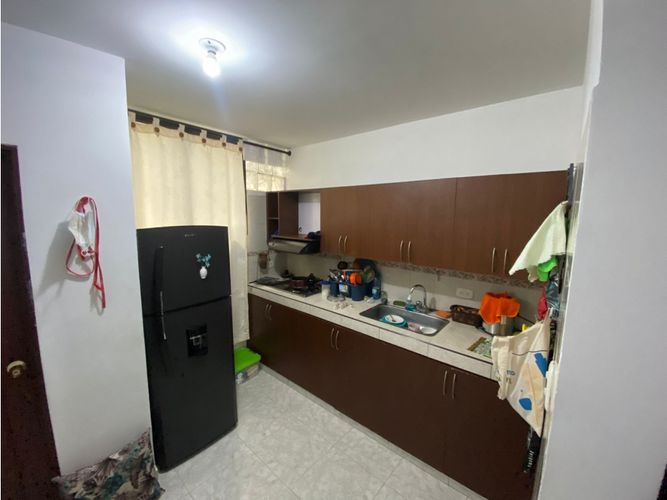 Edificio en venta en Primero De Mayo, Cali, 700 m² · foto 11 de 24