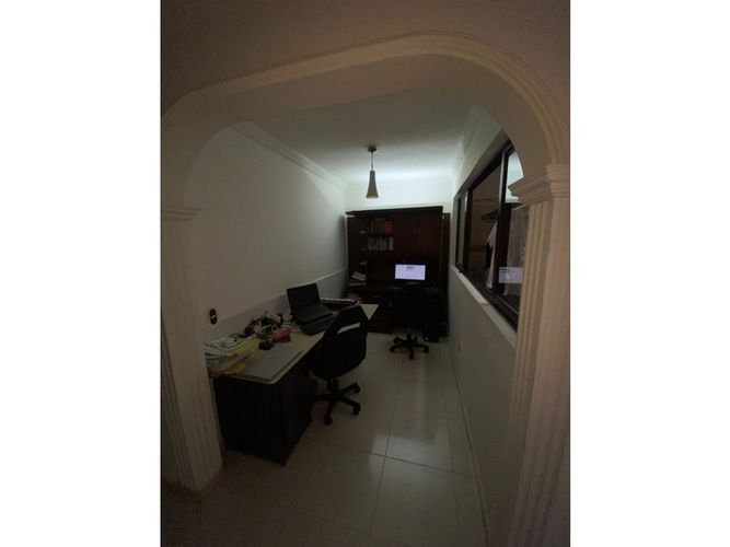 Edificio en venta en Primero De Mayo, Cali, 700 m² · foto 19 de 24