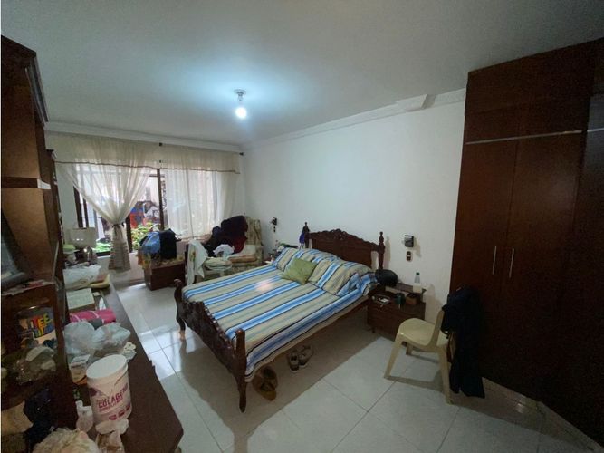 Edificio en venta en Primero De Mayo, Cali, 700 m² · foto 23 de 24