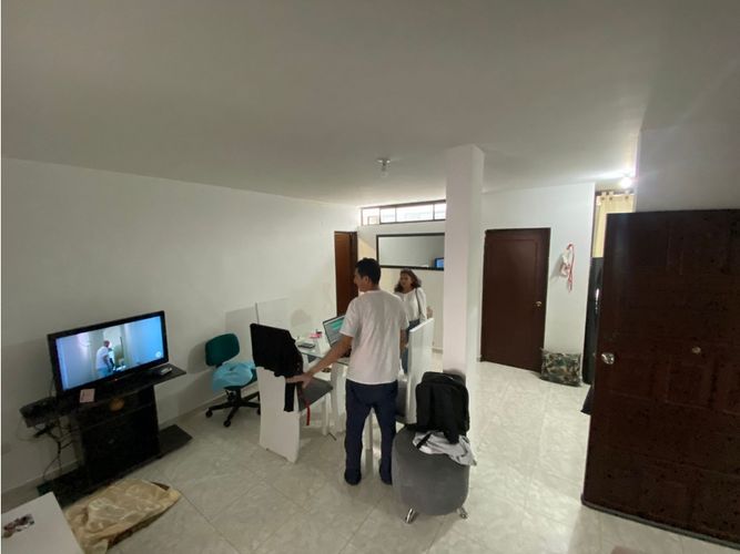 Edificio en venta en Primero De Mayo, Cali, 700 m² · foto 24 de 24