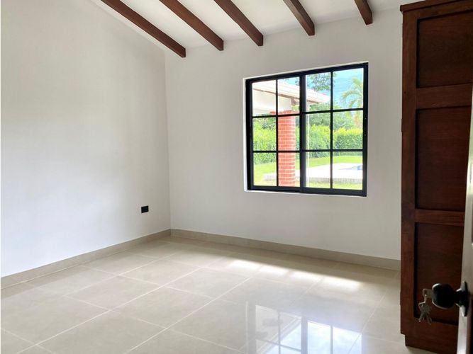 Casa de 4 alcobas en venta en Las Mercedes, Jamundí, 284 m² · foto 6 de 24