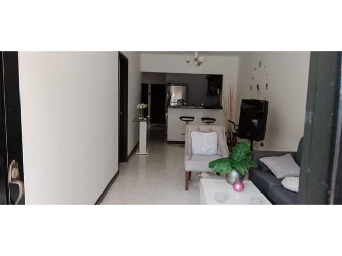 Casa de 9 alcobas en venta en Nueva Floresta Del Ict, Cali, 420 m² · foto 3 de 19