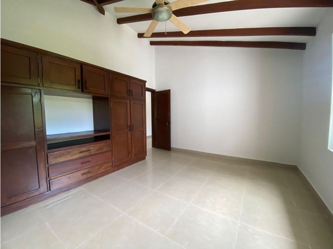 Casa de 4 alcobas en venta en Las Mercedes, Jamundí, 284 m² · foto 12 de 24