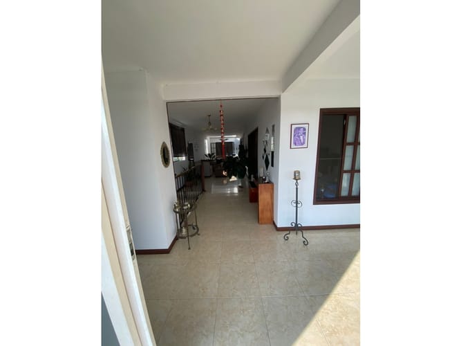Casa de 9 alcobas en venta en Nueva Floresta Del Ict, Cali, 420 m² · foto 10 de 19