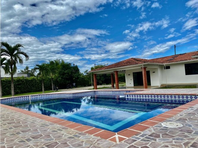 Casa de 4 alcobas en venta en Las Mercedes, Jamundí, 284 m² · foto 23 de 24