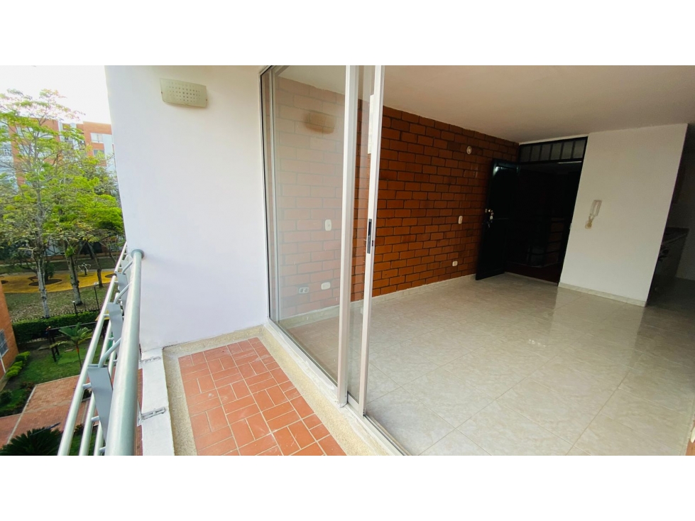 Apartamento en venta en Valle Del Lili, Cali · foto 2 de 19