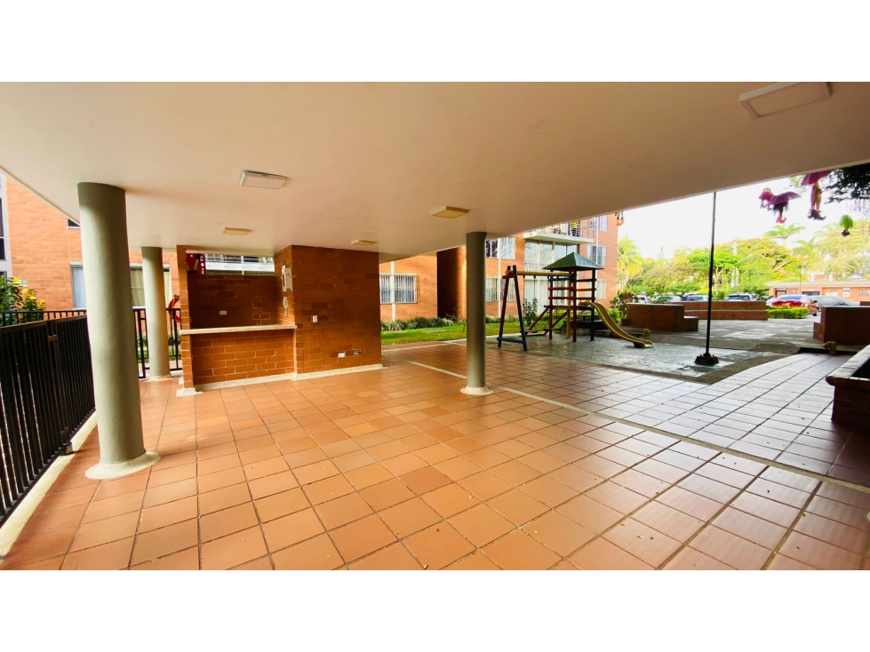 Apartamento en venta en Valle Del Lili, Cali · foto 13 de 19